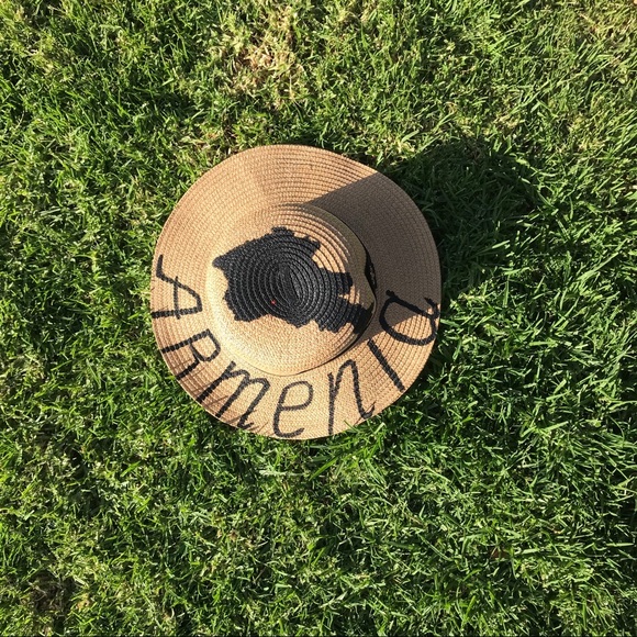 Armenian Fashion Handpainted Summer hat - Picture 5 of 5